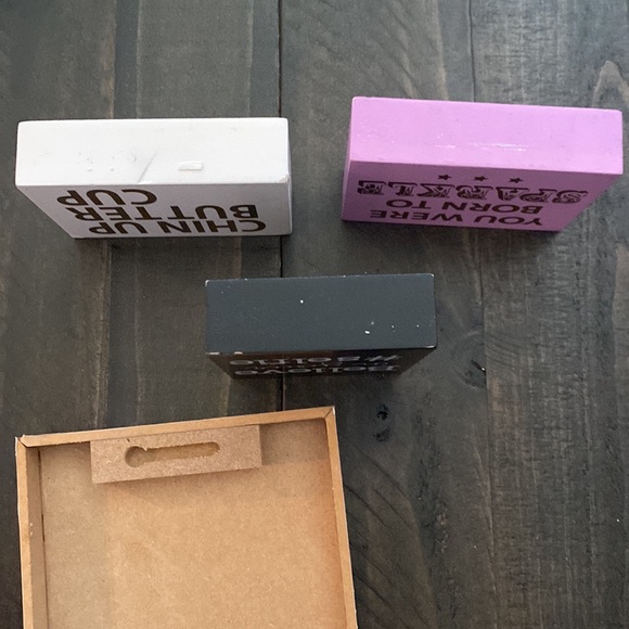 Girls decorative wall and shelf motivational decor. Sparkle, love, believe, etc - Picture 10 of 14